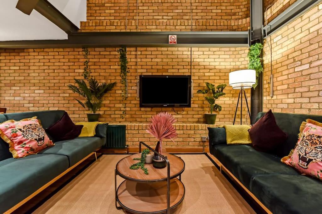 Spacious 2 Bed Urban Jungle Flat, Central لندن المظهر الخارجي الصورة