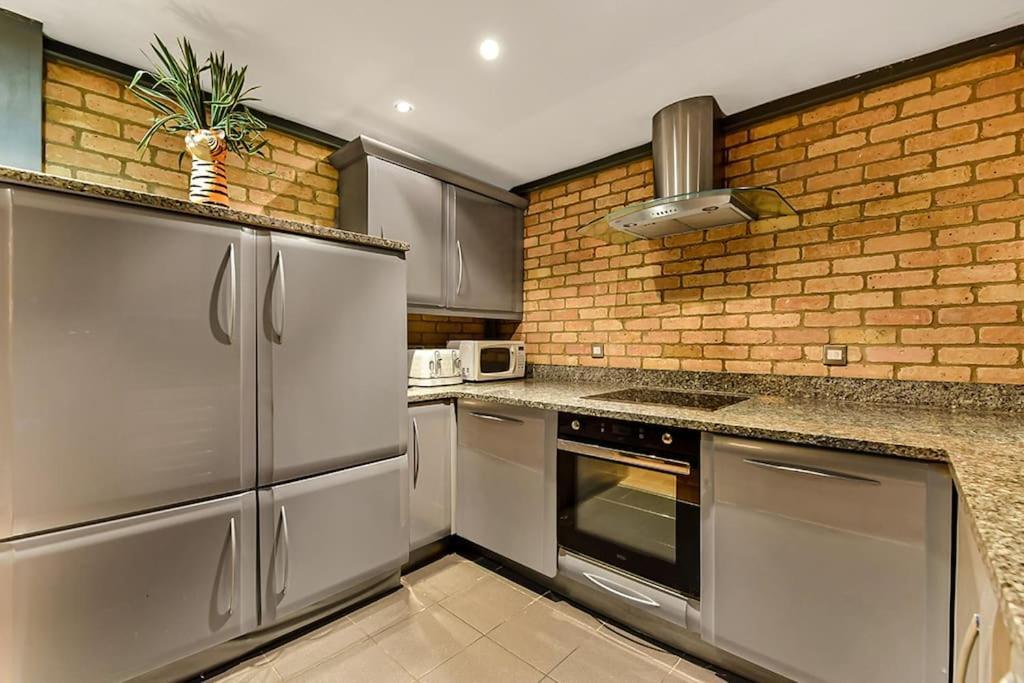 Spacious 2 Bed Urban Jungle Flat, Central لندن المظهر الخارجي الصورة
